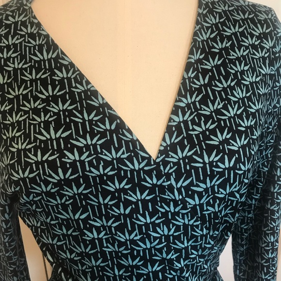 Diane von Furstenberg wrap dress - Picture 2 of 8